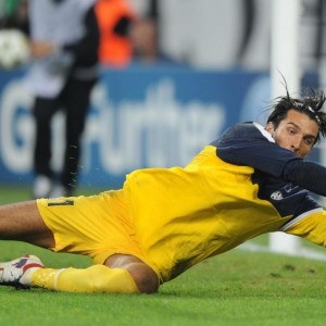 开云-哈登五赛季巅峰再现，尤文图斯球迷沸腾，体育魅力的跨界共鸣，哈登赛季巅峰引尤文球迷共鸣，体育魅力无界交融